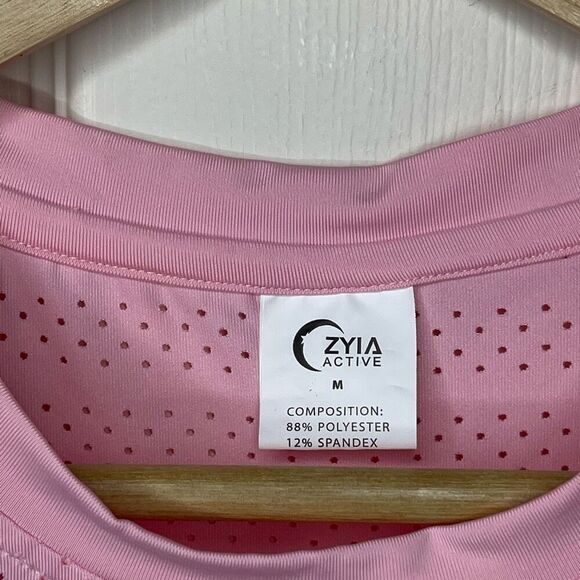 ZYIA Active Chill Blossom Pink Perforated Muscle Tank Top - Medium - Picture 7 of 8